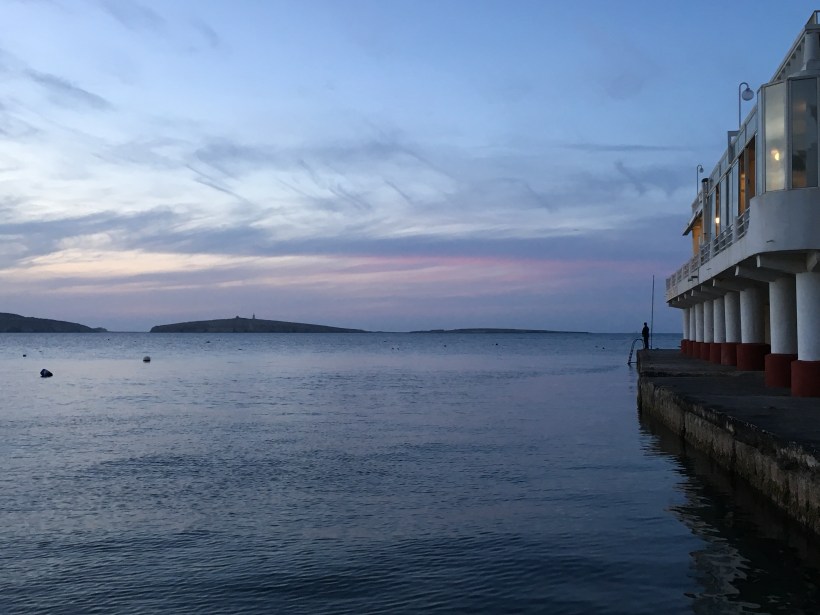 Photo 16-04-16 19 46 05